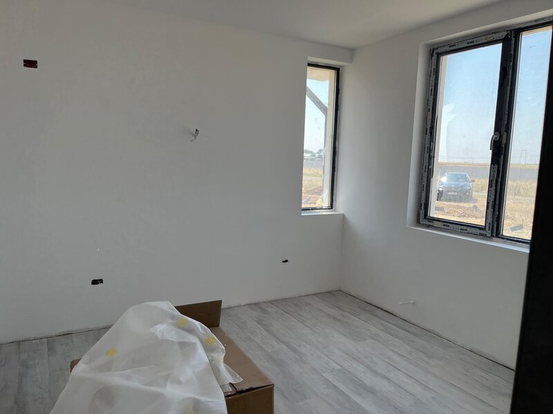 Comuna Berceni- intrare, Complex de case noi, str. Miorita